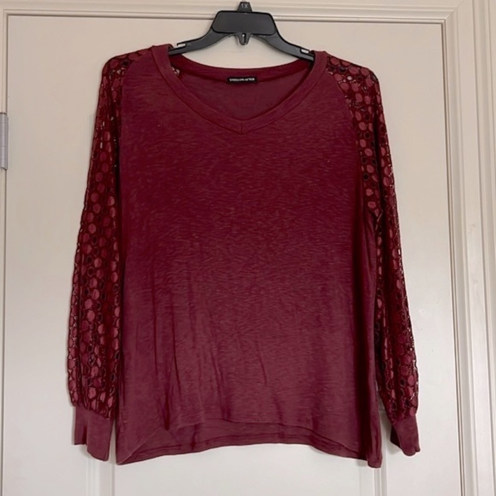 SYELLOWAFTER Casual V Neck w/ Hollow Out Lace Raglan Balloon Sleeve Tunic